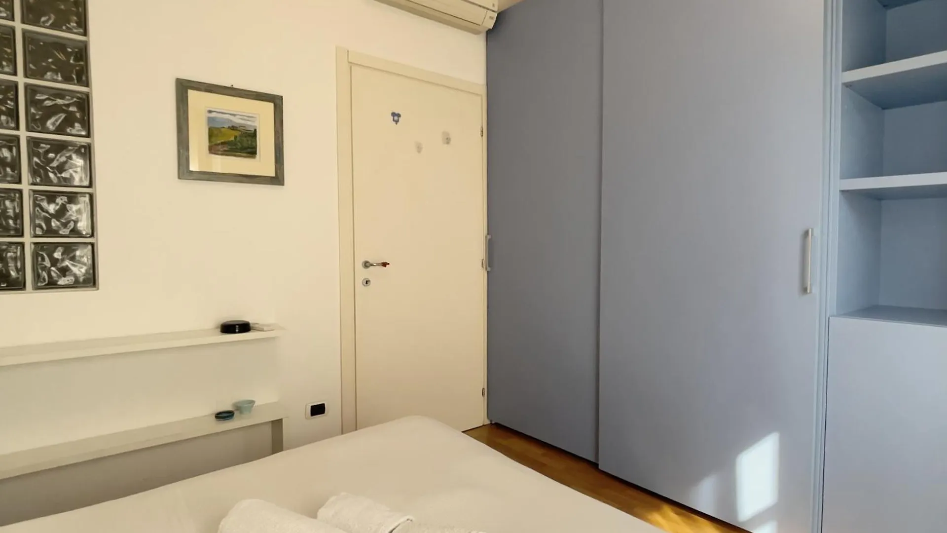 Best Way Rent - Enchanting Apartment On Naviglio Martesana Milan