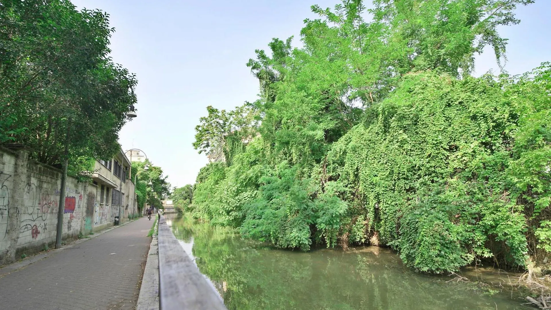 Best Way Rent - Enchanting Apartment On Naviglio Martesana Milan