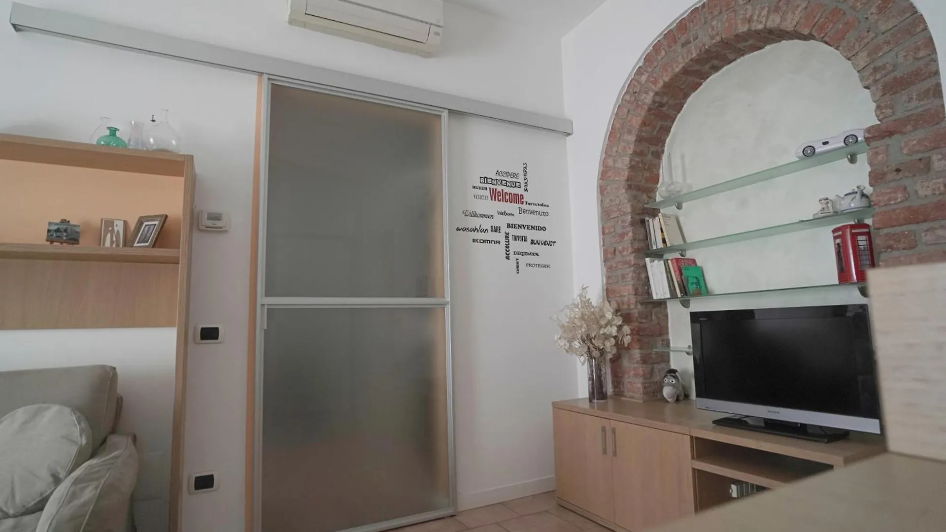 Best Way Rent - Enchanting Apartment On Naviglio Martesana Milan