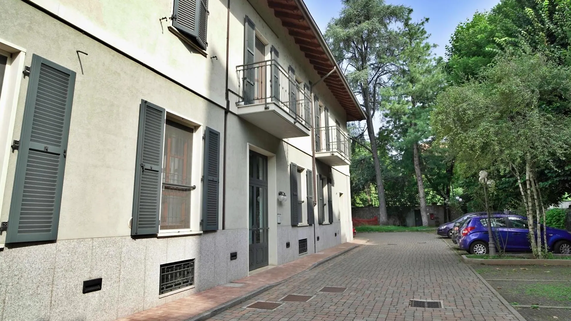 Best Way Rent - Enchanting Apartment On Naviglio Martesana Milan